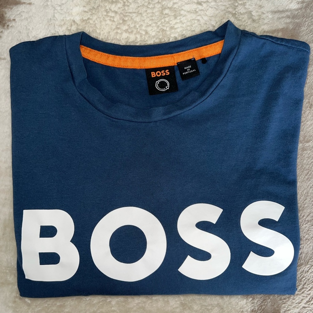 BOSS T-shirt